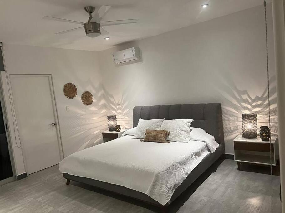 Residencia Corinto La Cima Frac Burgos Bugambilias Villa เตมิกซ์โก ภายนอก รูปภาพ